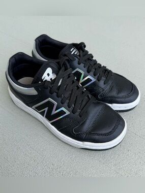 New Balance Black White Leather Sneakers w/ Iridescent N Logo Youth 3.5 Unisex